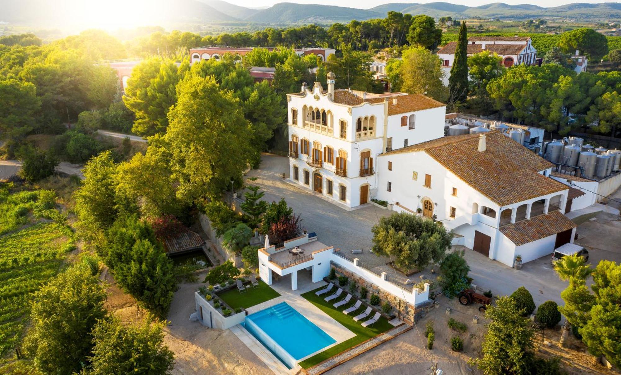 Bed and Breakfast Bolet Casa Modernista Castellvi de la Marca Экстерьер фото